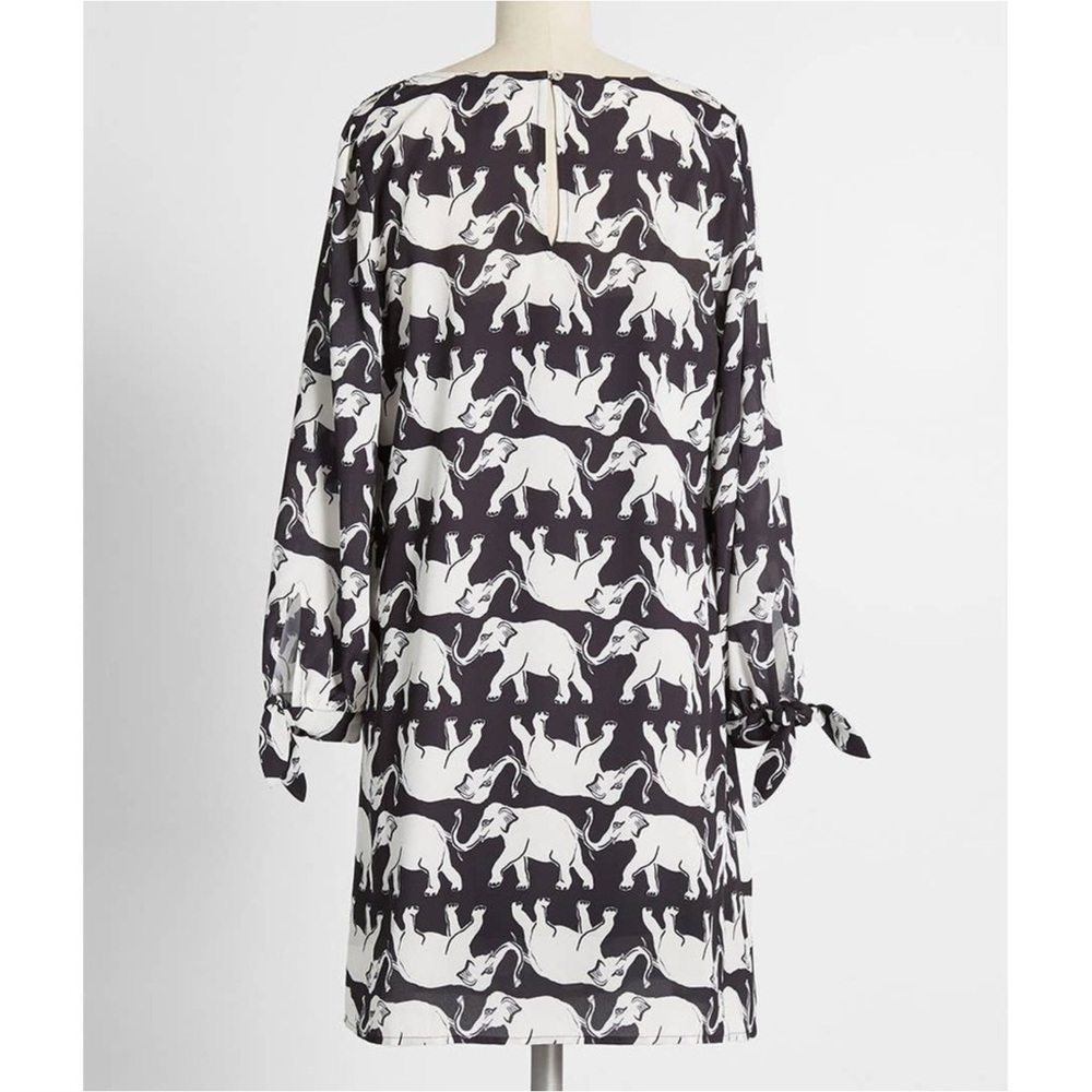 NWT Black & White Elephant Day Parade Shift Dress🐘 - Picture 3 of 16